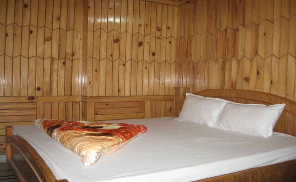 Hotel Arsh International Найнитал Номер фото